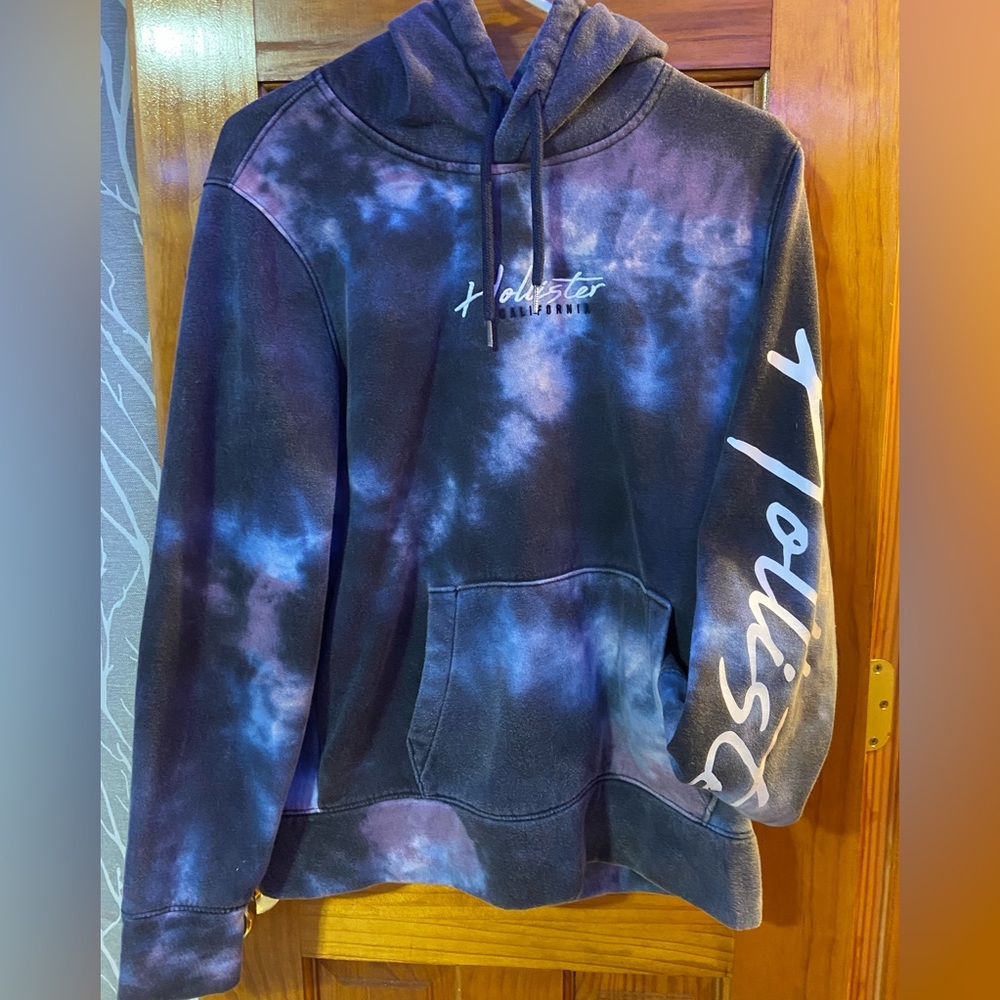 Hollister Sweatshirt